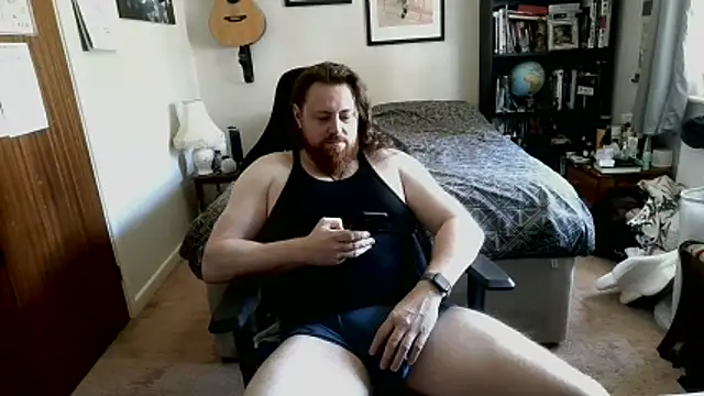 Snapshot of Hairy_Guy30 chatting on June 30, 2:29 pm Hairy Guy30 online show from June 30, 2:29 pm