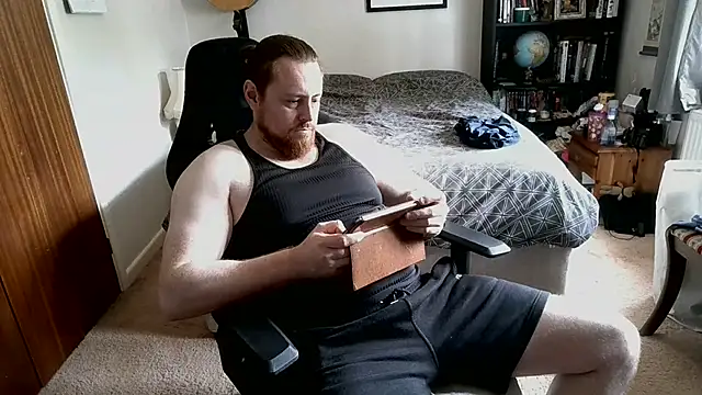 Snapshot of Hairy_Guy30 chatting on July 24, 12:36 pm Hairy Guy30 online show from July 24, 12:36 pm