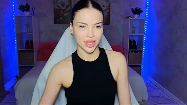 EmmyMills online show from May 23, 6:23 pm
