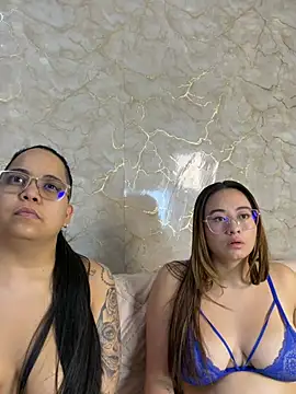naughtylesbians   online show from April 26, 1:36 am