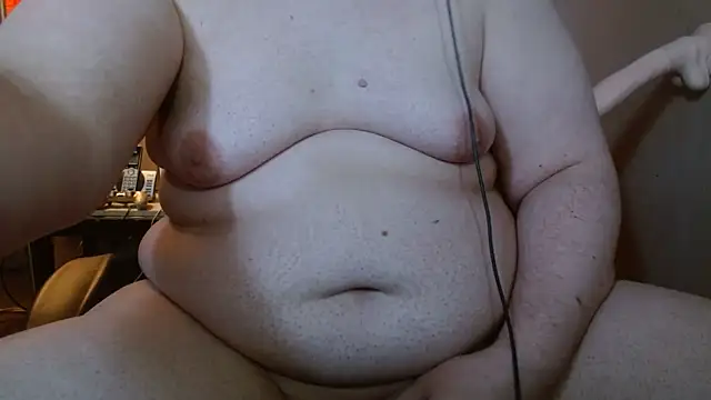 Snapshot of cosmicjones chatting on December 25, 5:15 pm cosmicjones online show from December 25, 5:15 pm