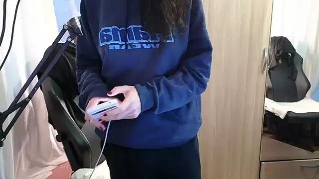 Snapshot of MemiKouki chatting on October 29, 4:53 pm MemiKouki online show from October 29, 4:53 pm