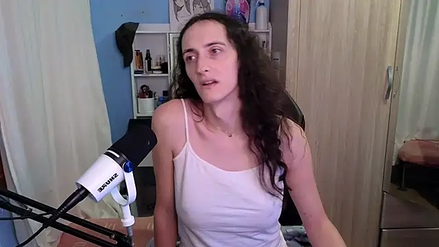 Snapshot of MemiKouki chatting on November 20, 5:34 pm MemiKouki online show from November 20, 5:34 pm