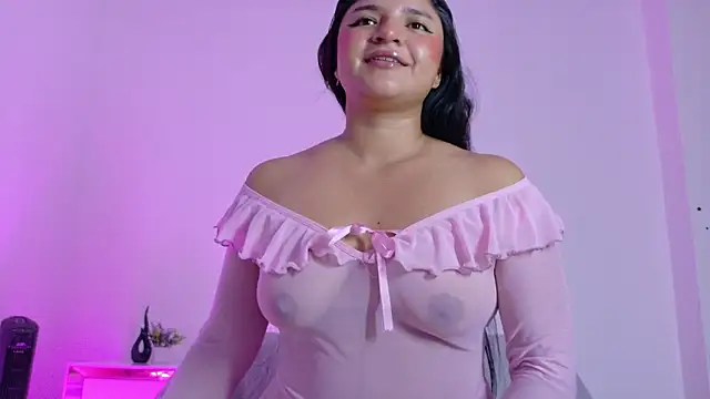 ayheleensexygirl1 online show from June 13, 8:40 pm