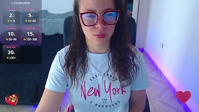 SharonR1 online show from August 1, 11:53 am