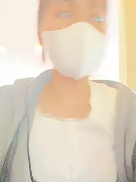 Snapshot of Lami_Mi chatting on February 20, 7:55 am Lami Mi online show from February 20, 7:55 am