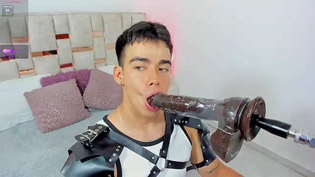 its liam18 online show from September 21, 12:01 am