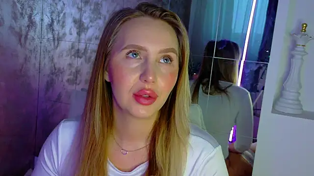 Snapshot of lexy_a chatting on November 13, 5:39 am lexy a online show from November 13, 5:39 am