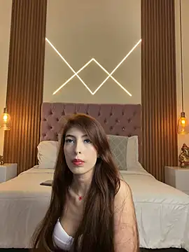 Sophia turneer online show from July 9, 4:55 pm