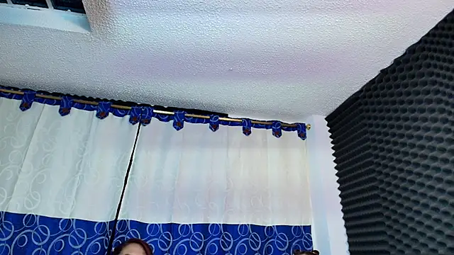 dannamomcerrat online show from January 24, 5:10 am