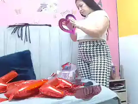 monickhot303av online show from February 14, 1:45 am