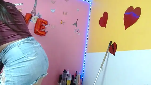 monickhot303av online show from February 25, 7:31 am