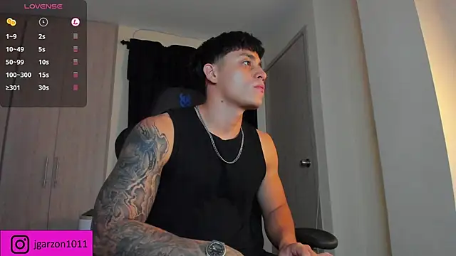 Snapshot of _joansoto chatting on March 12, 1:30 pm  joansoto online show from March 12, 1:30 pm