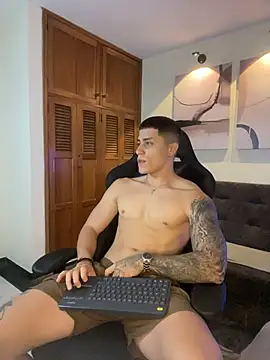 Snapshot of _joansoto chatting on December 2, 1:50 pm joansoto online show from December 2, 1:50 pm