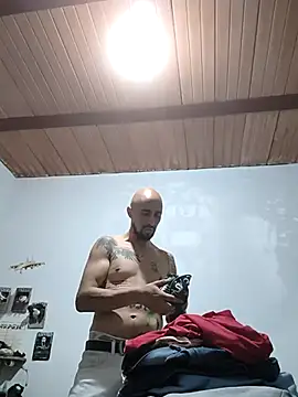 fire menxxx001 online show from May 9, 12:27 am