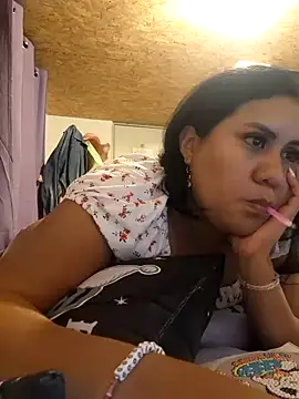 Snapshot of KasiaVenus_ chatting on December 2, 3:37 am KasiaVenus  online show from December 2, 3:37 am