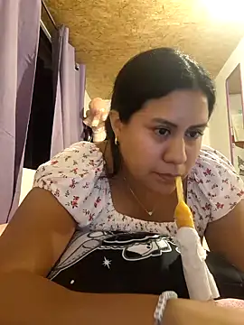 Snapshot of KasiaVenus_ chatting on December 9, 12:12 am KasiaVenus  online show from December 9, 12:12 am