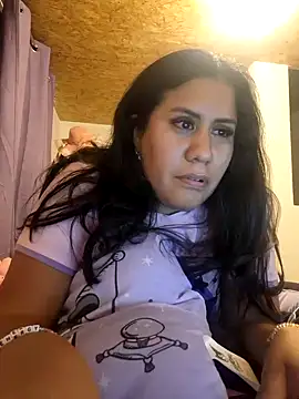 Snapshot of KasiaVenus_ chatting on December 14, 4:45 am KasiaVenus  online show from December 14, 4:45 am