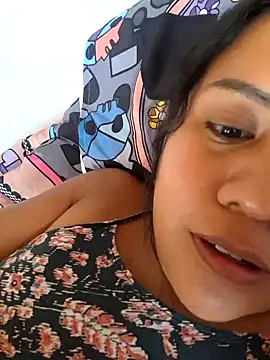 Snapshot of KasiaVenus_ chatting on January 19, 6:43 pm KasiaVenus  online show from January 19, 6:43 pm