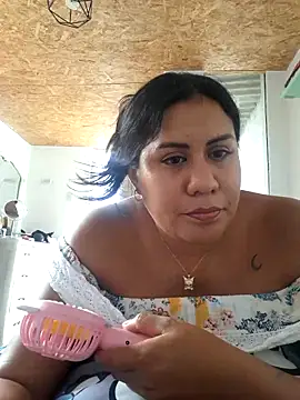 Snapshot of KasiaVenus_ chatting on February 13, 9:49 pm KasiaVenus  online show from February 13, 9:49 pm