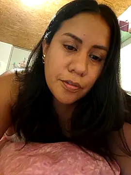 Snapshot of KasiaVenus_ chatting on December 2, 5:35 am KasiaVenus online show from December 2, 5:35 am