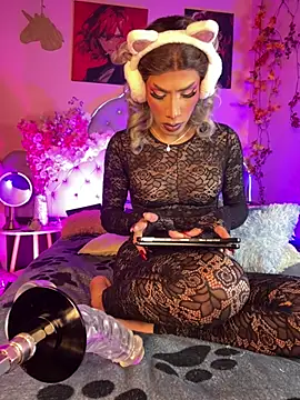 Alexa Chanell Oficial online show from April 23, 11:40 pm