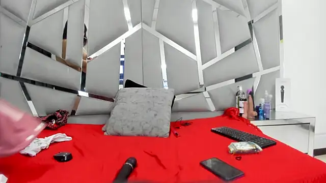 Catherinee69 x online show from March 9, 9:35 am