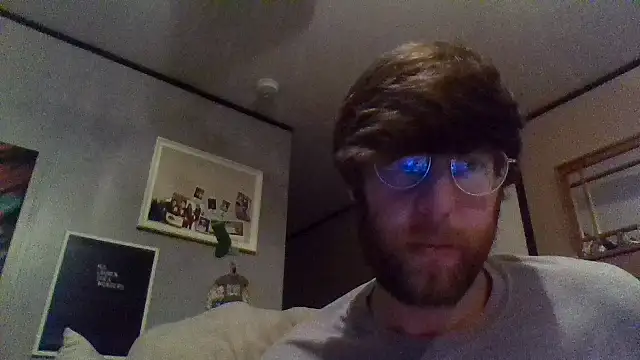 Snapshot of denverfwb chatting on February 4, 8:24 am denverfwb online show from February 4, 8:24 am