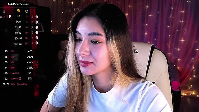 Snapshot of DarlaLike chatting on January 12, 4:52 am DarlaLike online show from January 12, 4:52 am