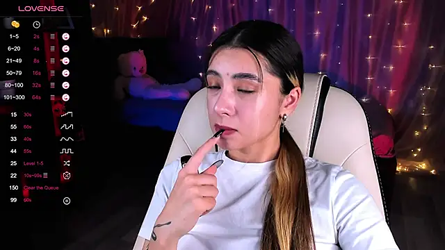 Snapshot of DarlaLike chatting on January 13, 7:32 am DarlaLike online show from January 13, 7:32 am