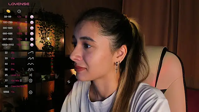 Snapshot of DarlaLike chatting on September 16, 4:02 am DarlaLike online show from September 16, 4:02 am