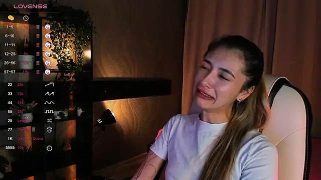 Snapshot of DarlaLike chatting on September 25, 4:05 am DarlaLike online show from September 25, 4:05 am