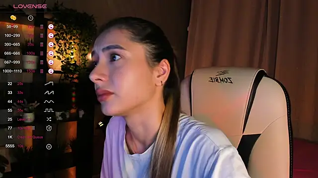 Snapshot of DarlaLike chatting on September 29, 4:17 am DarlaLike online show from September 29, 4:17 am