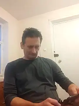 Snapshot of Viause_Kentauelle chatting on February 8, 3:31 pm Viause Kentauelle online show from February 8, 3:31 pm