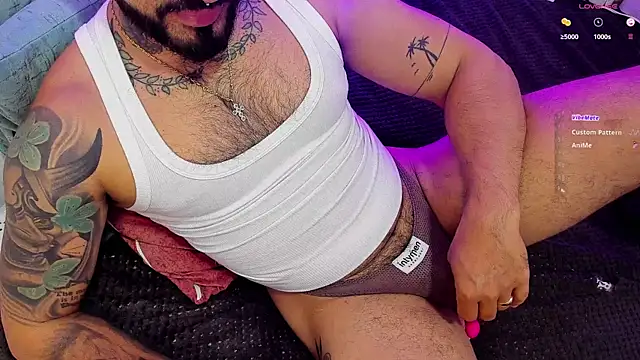 mikemulerr online show from February 11, 11:32 pm