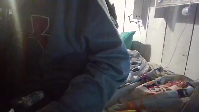 jaxx12369 online show from December 3, 11:25 pm