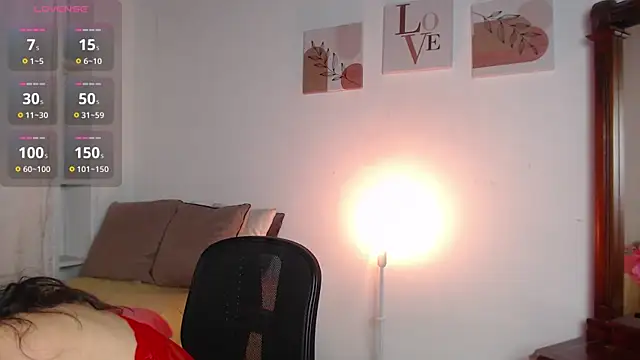 Snapshot of madisex_s chatting on January 30, 4:16 am madisex s online show from January 30, 4:16 am