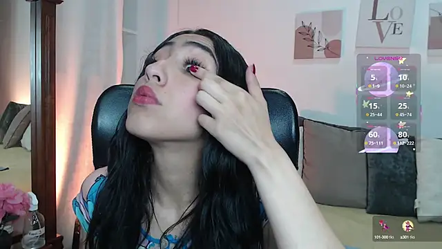 Snapshot of madisex_s chatting on October 9, 1:09 pm madisex s online show from October 9, 1:09 pm