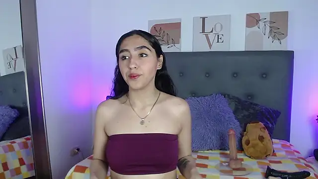 madisex s online show from March 18, 2:47 am