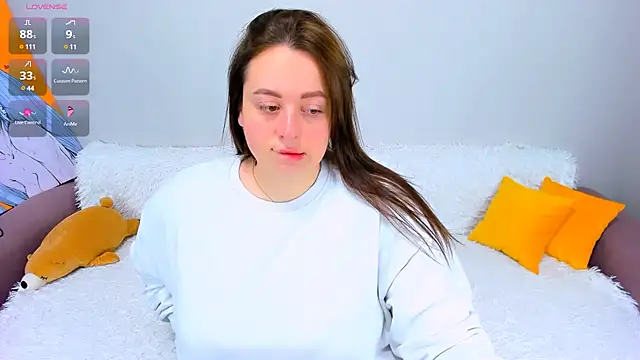 Feral  berry   online show from December 9, 8:00 am