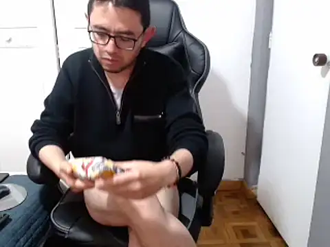 Diptongo online show from December 26, 10:31 pm