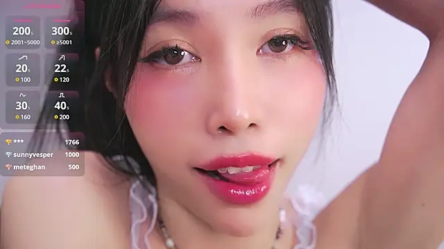 Snapshot of Miuzxc chatting on February 8, 4:25 pm Miuzxc online show from February 8, 4:25 pm