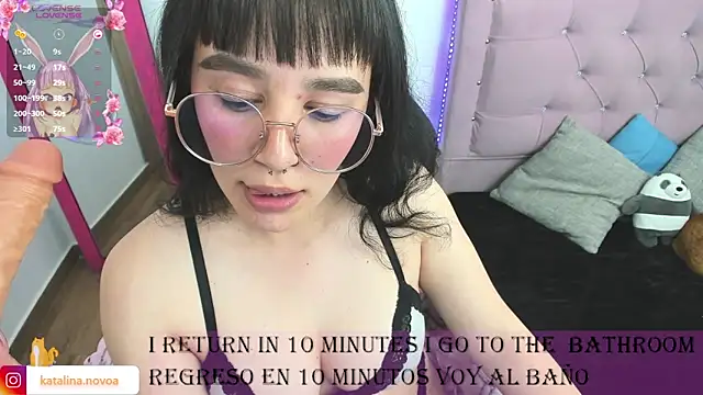 Katalina novoa online show from February 5, 12:20 am