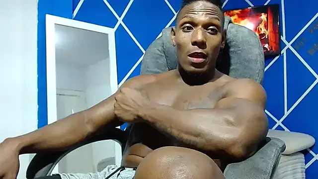 Snapshot of alexander_megan chatting on November 25, 3:50 am alexander megan online show from November 25, 3:50 am