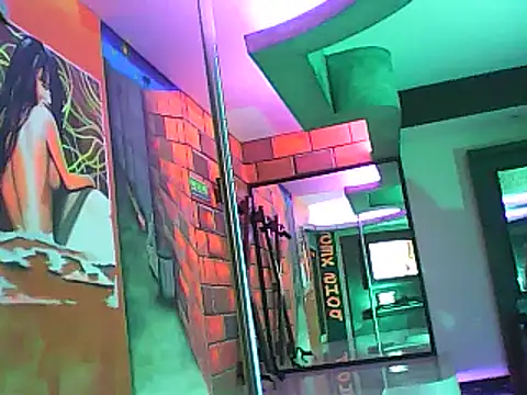 Snapshot of kandyloves chatting on December 28, 8:48 am kandyloves online show from December 28, 8:48 am