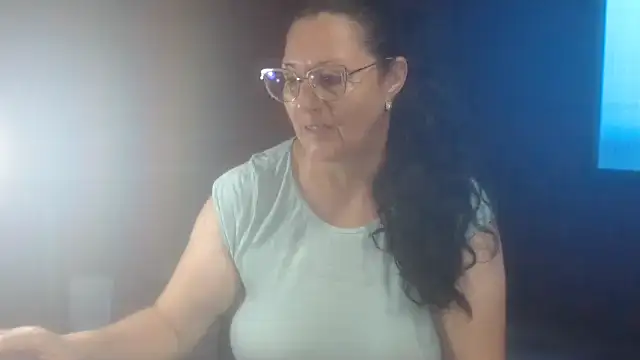 hairyglad69 online show from May 27, 12:24 pm