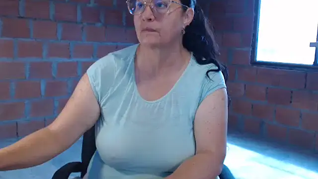 hairyglad69 online show from June 16, 3:03 pm