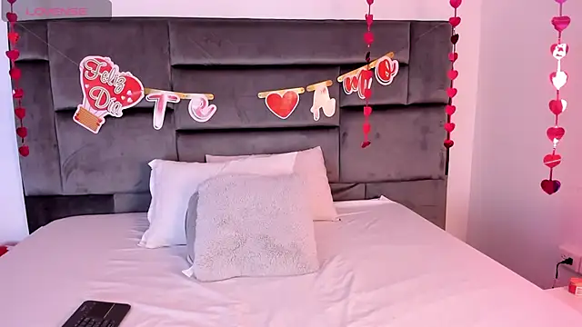 MarilynSmIith online show from February 25, 11:52 am