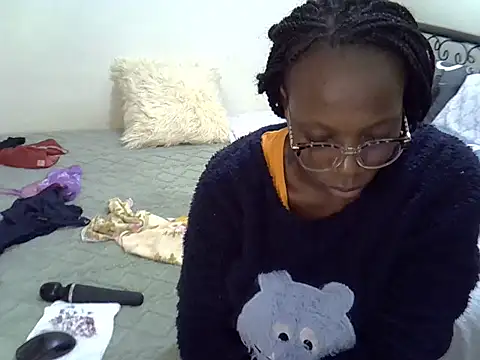 Snapshot of Sweet_Bear chatting on May 30, 11:18 am Sweet Bear online show from May 30, 11:18 am