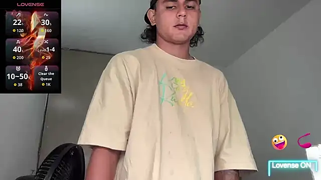 Snapshot of bob_petterson chatting on November 6, 4:19 pm bob petterson online show from November 6, 4:19 pm